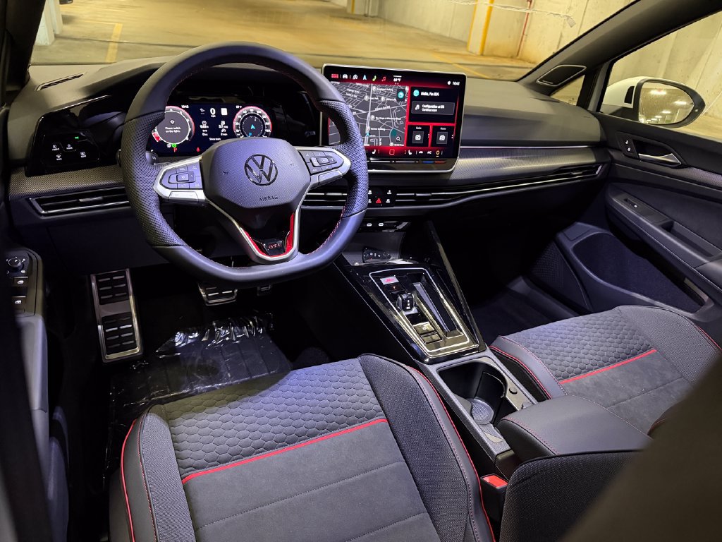 New 2026 Volkswagen GTI SE FWD image 13