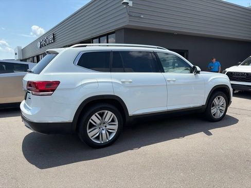 Used 2018 Volkswagen Atlas SEL Premium AWD/4WD image 3