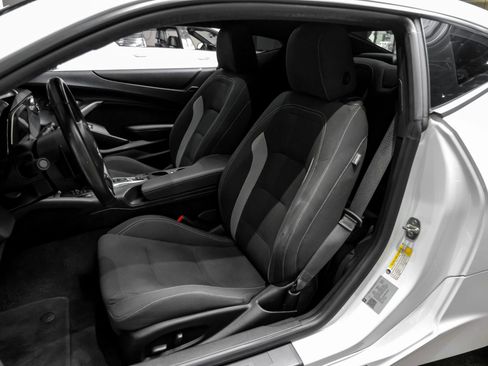 Used 2022 Chevrolet Camaro LT w/ RS Package image 32