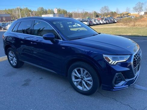 Certified 2025 Audi Q3 2.0T Premium Plus w/ Premium Plus Package image 3