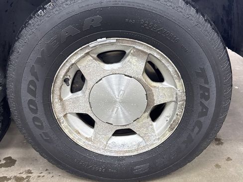 Used 2004 GMC Sierra 1500 SLE w/ Light Duty Power Package image 12