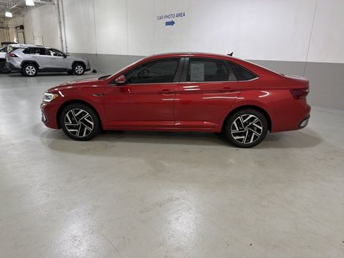Certified 2024 Volkswagen Jetta SEL FWD image 5