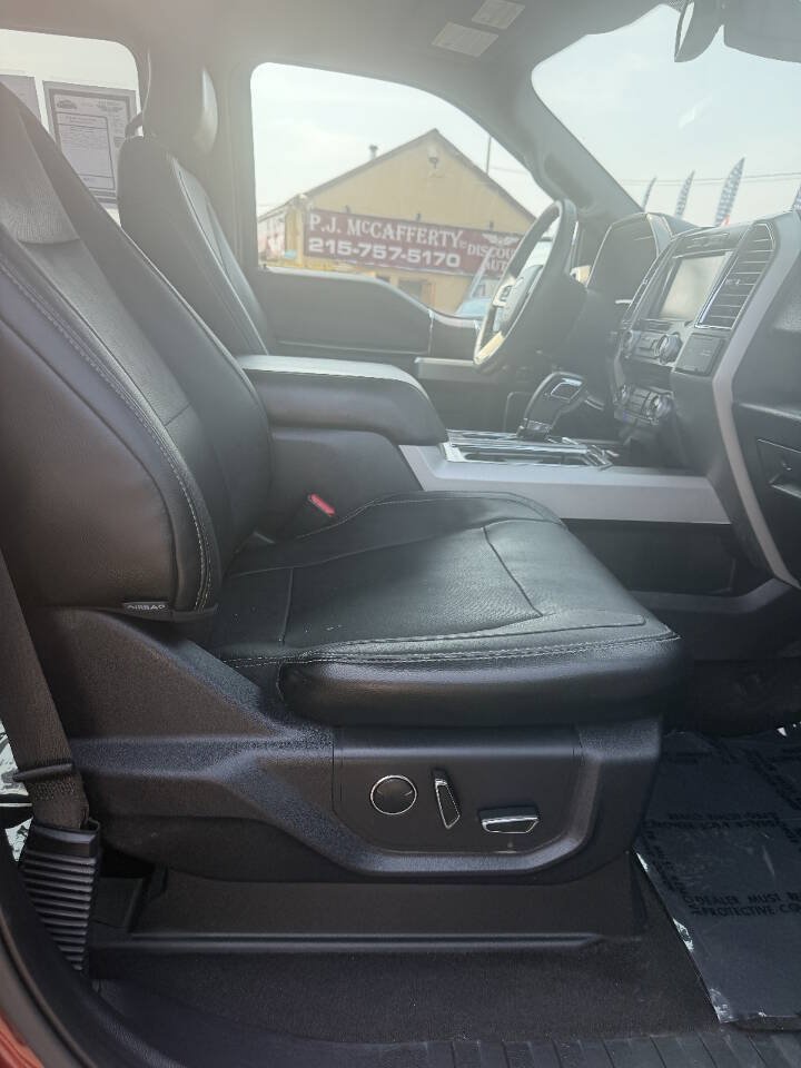Used 2015 Ford F150 Lariat w/ Equipment Group 502A Luxury AWD/4WD image 3