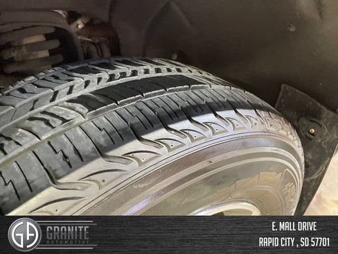 Used 2015 Chevrolet Colorado Z71 AWD/4WD image 19