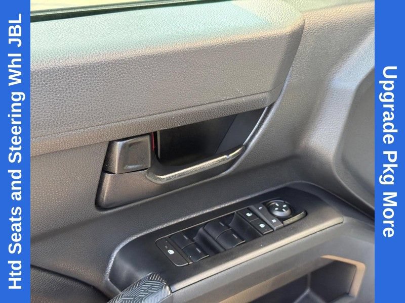 Used 2024 Toyota Tacoma SR5 AWD/4WD image 18