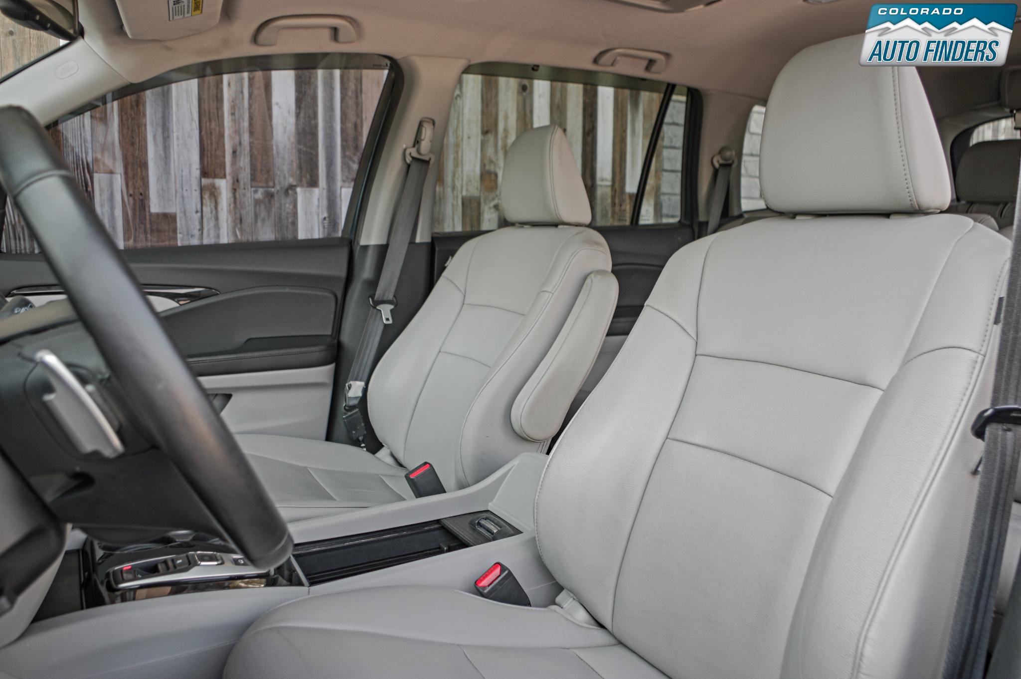 Used 2016 Honda Pilot Touring image 12