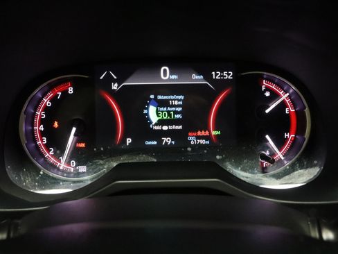 Used 2020 Toyota RAV4 Limited image 44