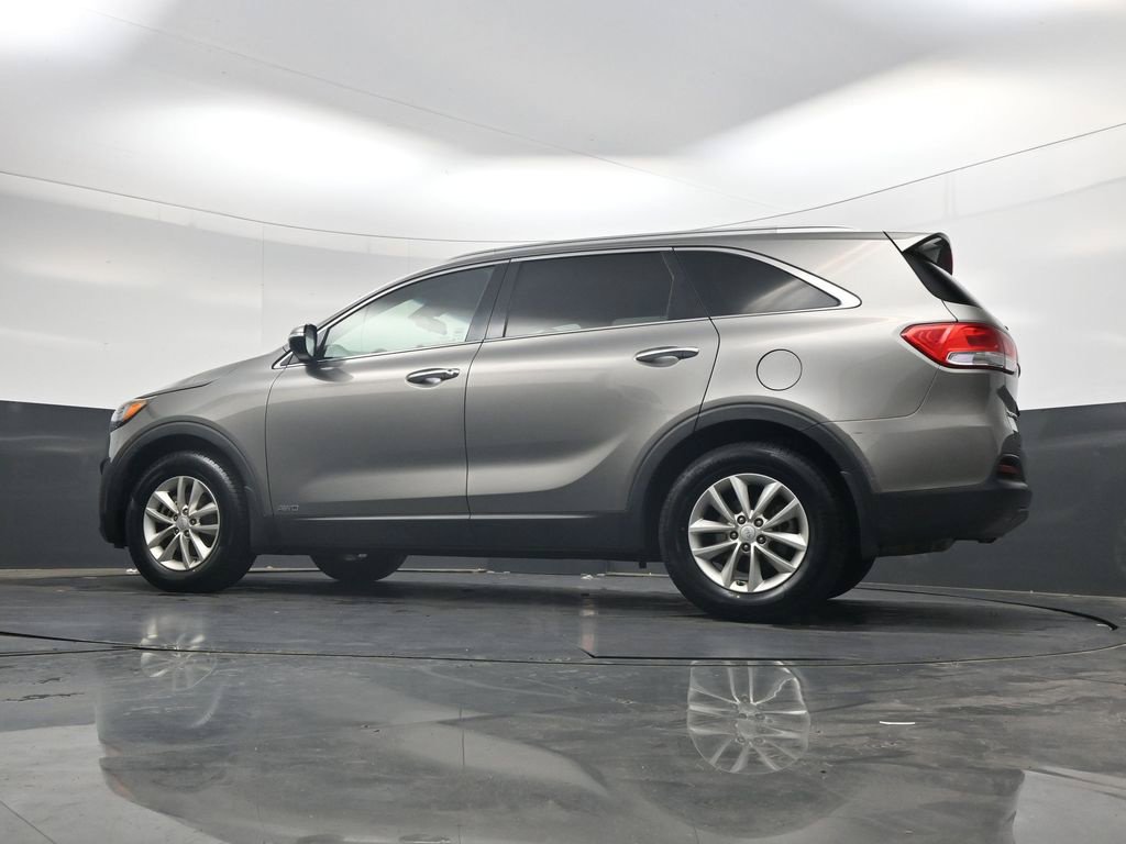 Used 2018 Kia Sorento AWD image 35