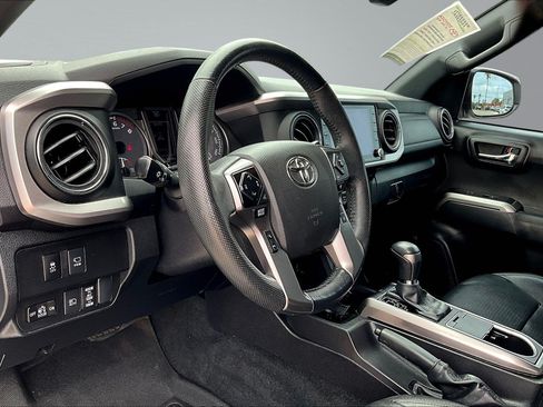 Used 2023 Toyota Tacoma Limited AWD/4WD image 19
