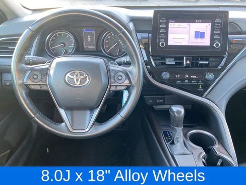 Used 2023 Toyota Camry SE image 6