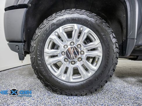 Used 2020 GMC Sierra 2500 Denali w/ Denali Ultimate Package AWD/4WD image 48