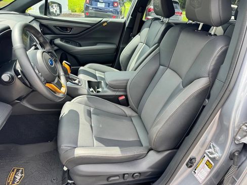 Used 2025 Subaru Outback Wilderness w/ Wilderness Package AWD/4WD image 19