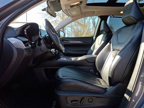 Used 2023 INFINITI QX60 Sensory w/ Vision Package image 14