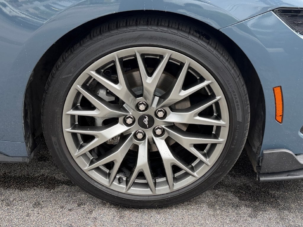 Used 2025 Ford Mustang Premium RWD image 16