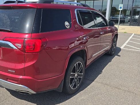 Used 2019 GMC Acadia Denali AWD/4WD image 3