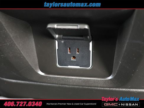 Used 2022 GMC Yukon XL Denali image 39