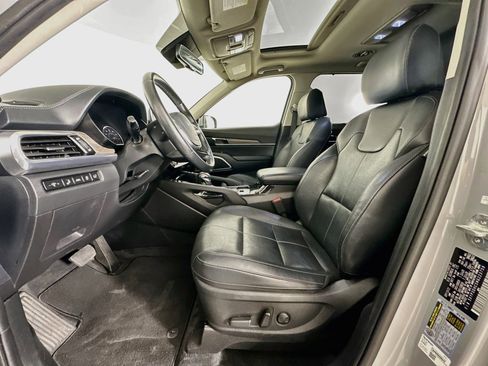 Used 2022 Kia Telluride EX w/ EX Premium Package AWD/4WD image 13