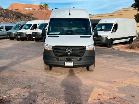 New 2026 Mercedes-Benz Sprinter 2500 image 8