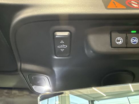 Used 2023 Chevrolet Camaro ZL1 image 31