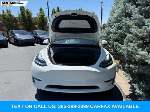 Used 2024 Tesla Model Y Long Range AWD/4WD image 31