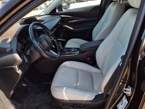 Certified 2023 MAZDA CX-30 AWD 2.5 S w/ Premium Package image 17