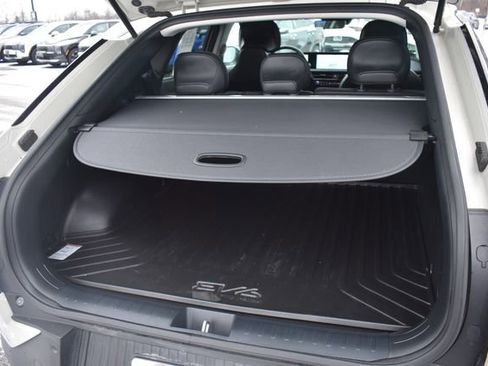 Certified 2024 Kia EV6 Light image 16