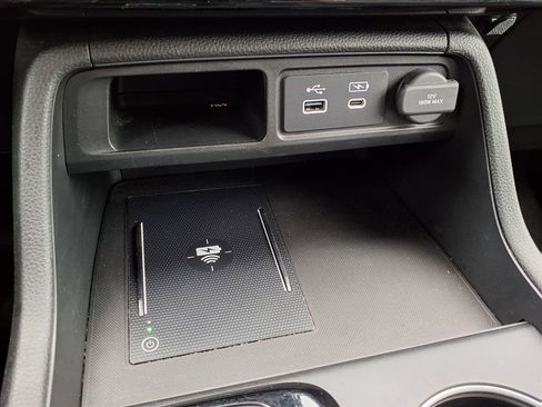 Certified 2025 Honda Pilot Elite image 8