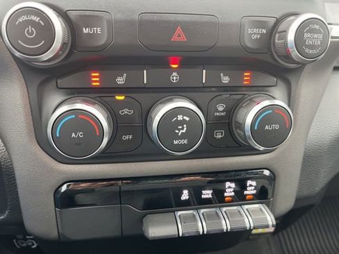 Used 2022 RAM 1500 Big Horn image 26