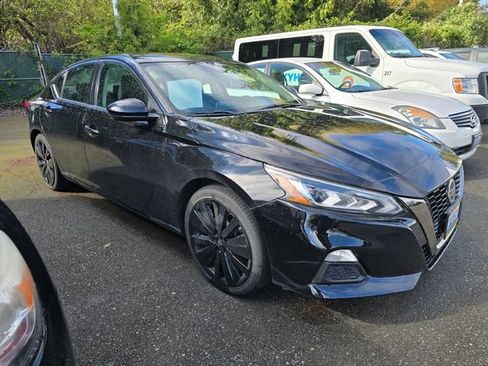 Used 2020 Nissan Altima 2.5 SR image 2