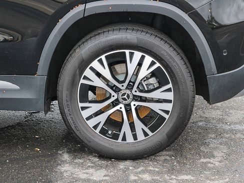 Certified 2025 Mercedes-Benz GLA 250 4MATIC image 9