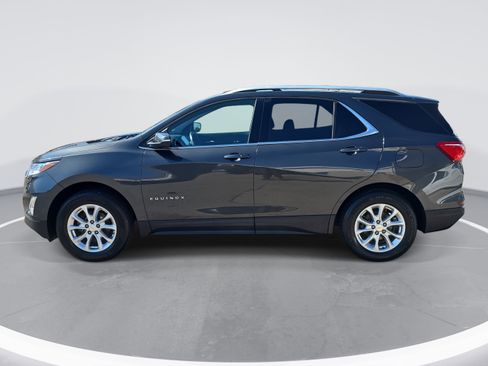 Used 2018 Chevrolet Equinox LT w/ Sun & Infotainment Package image 8