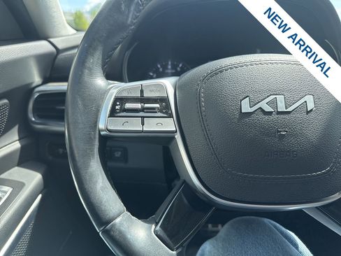 Used 2022 Kia Telluride SX w/ SX Prestige Package image 24