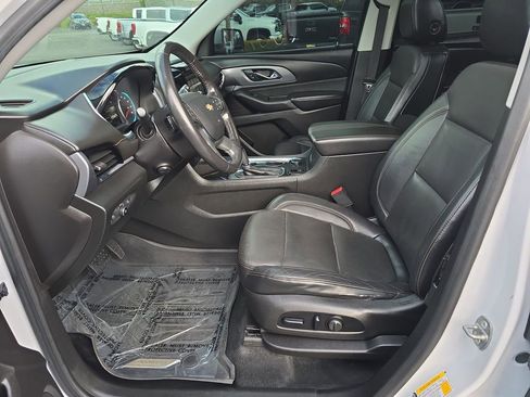 Used 2018 Chevrolet Traverse Premier image 25