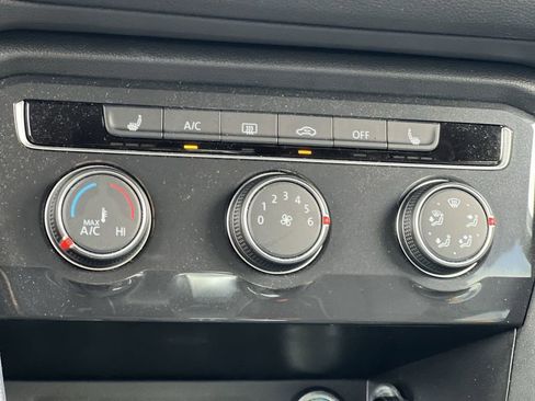 Certified 2024 Volkswagen Tiguan S image 20