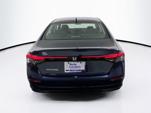Used 2023 Honda Accord EX image 6