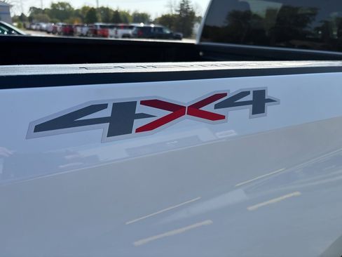 Used 2022 Chevrolet Silverado 1500 RST image 5