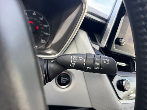 Used 2023 Toyota Corolla SE FWD image 15