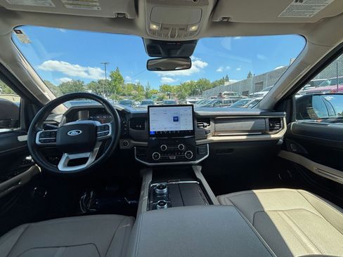 Used 2024 Ford Expedition Max Limited AWD/4WD image 38