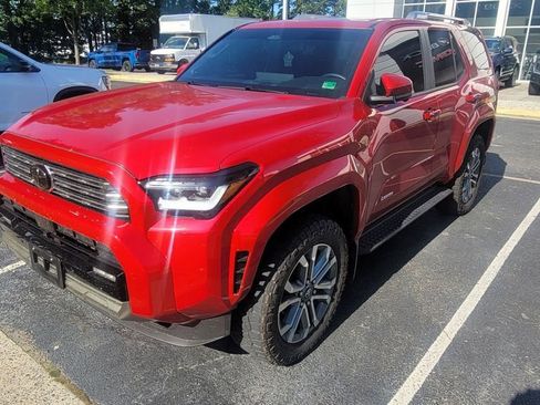 Used 2025 Toyota 4Runner Limited w/ Tow Technology Package AWD/4WD image 2