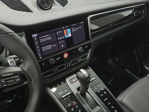 New 2026 Porsche Macan S AWD/4WD image 15