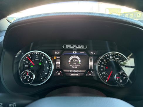 Used 2023 RAM 1500 Laramie image 18