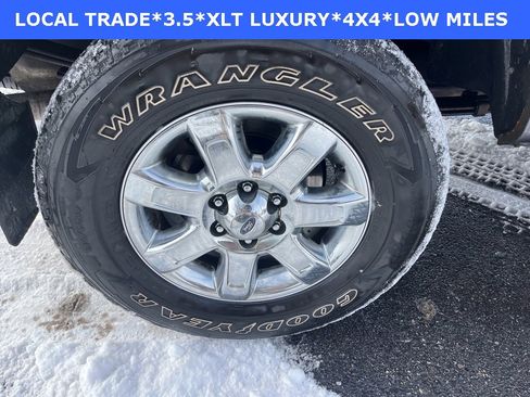 Used 2014 Ford F150 XLT w/ Equipment Group 302A Luxury image 8