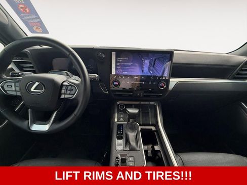 Used 2024 Lexus GX 550 AWD/4WD image 15