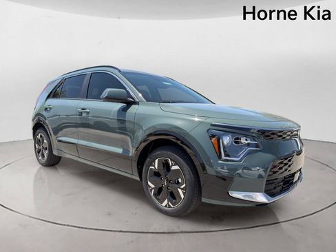 New 2026 Kia Niro Wind FWD image 2