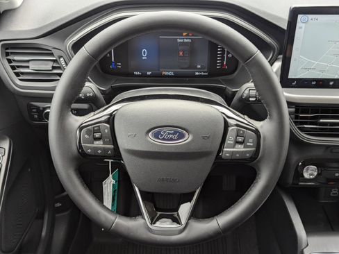 Used 2024 Ford Escape PHEV image 16