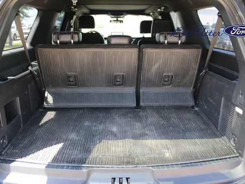Used 2024 Ford Expedition Max Limited AWD/4WD image 10
