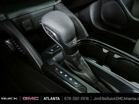 Used 2025 Chevrolet TrailBlazer LT AWD/4WD image 16