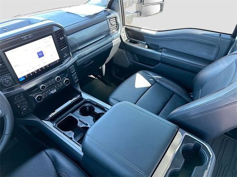 Used 2025 Ford F250 Lariat w/ Lariat Ultimate Package image 24