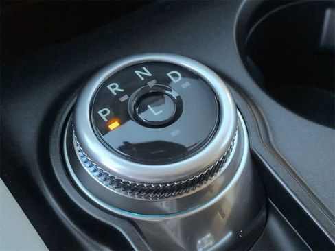 New 2025 Ford Explorer Active w/ Active Comfort Package image 35