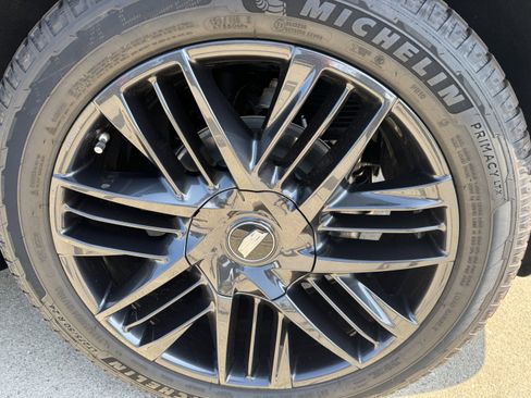 New 2025 Cadillac Escalade IQ Sport 2 AWD/4WD image 32